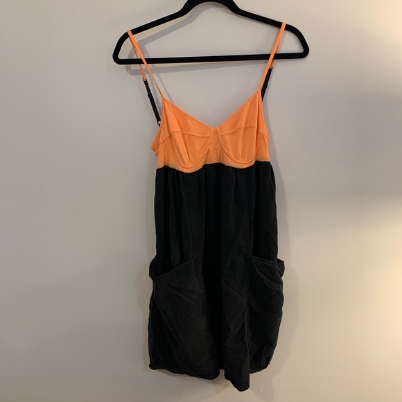 ⭐️ CLOSET CLEARANCE ⭐️ Wilfred Tailored Bodice Dress with Pockets - Picture 3 of 6